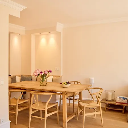 Reethues Mit Kamin Und Suedgarten In Direkter Wattnaehe * Keitum