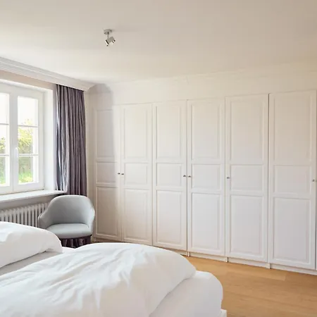 Tatil Evi Reethues Mit Kamin Und Suedgarten In Direkter Wattnaehe